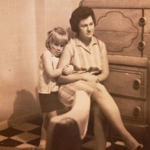 Meet your Posher, Rita